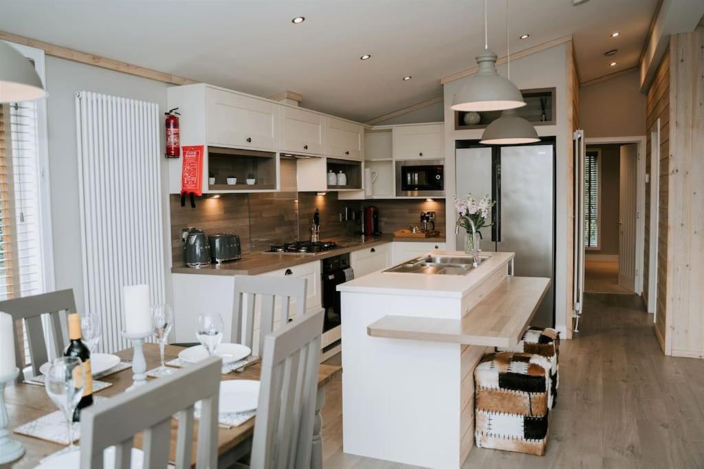 Casa Di Lusso Luxury Lodge وودهال سبا المظهر الخارجي الصورة